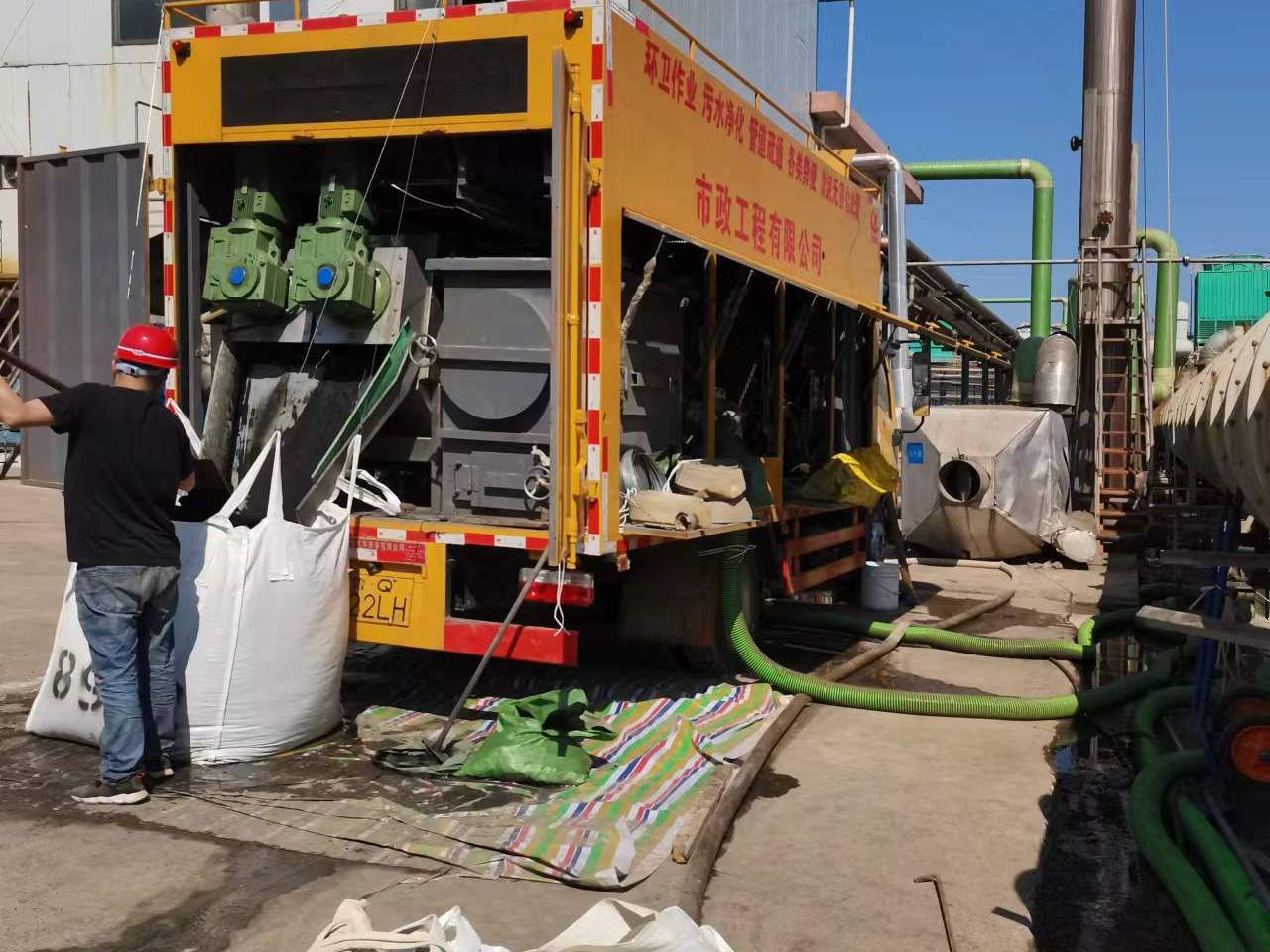 原州淤泥压干处理